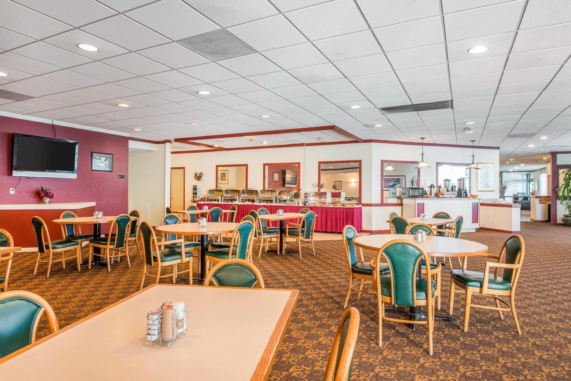 Clarion And Events Center North 3*