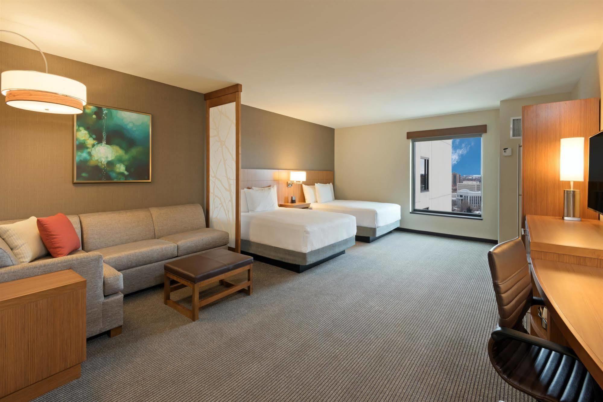 Hyatt Place Downtown Hotel Denver