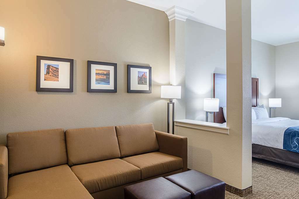 Mainstay Near Downtown 3*