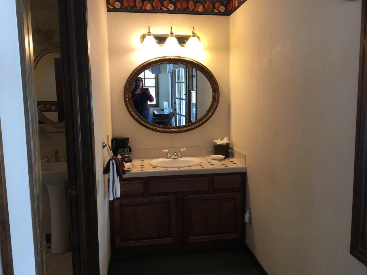 Apple Orchard Bed & Breakfast