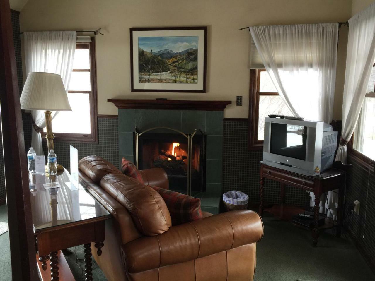 Apple Orchard Bed & Breakfast 3*