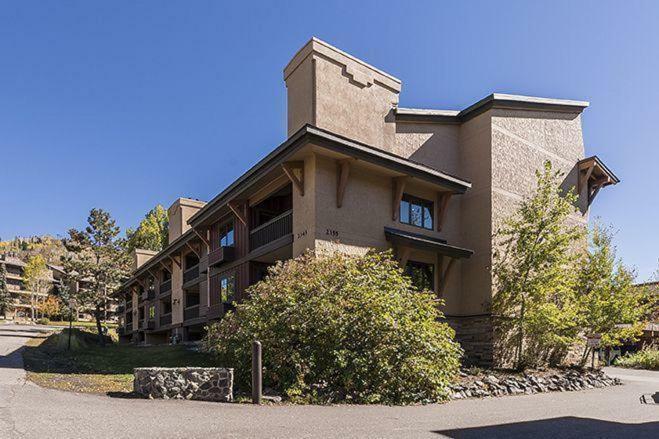 Phoenix 118b Townhouse Apartment *