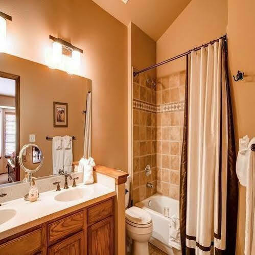 Village Point 1 Holiday home Breckenridge