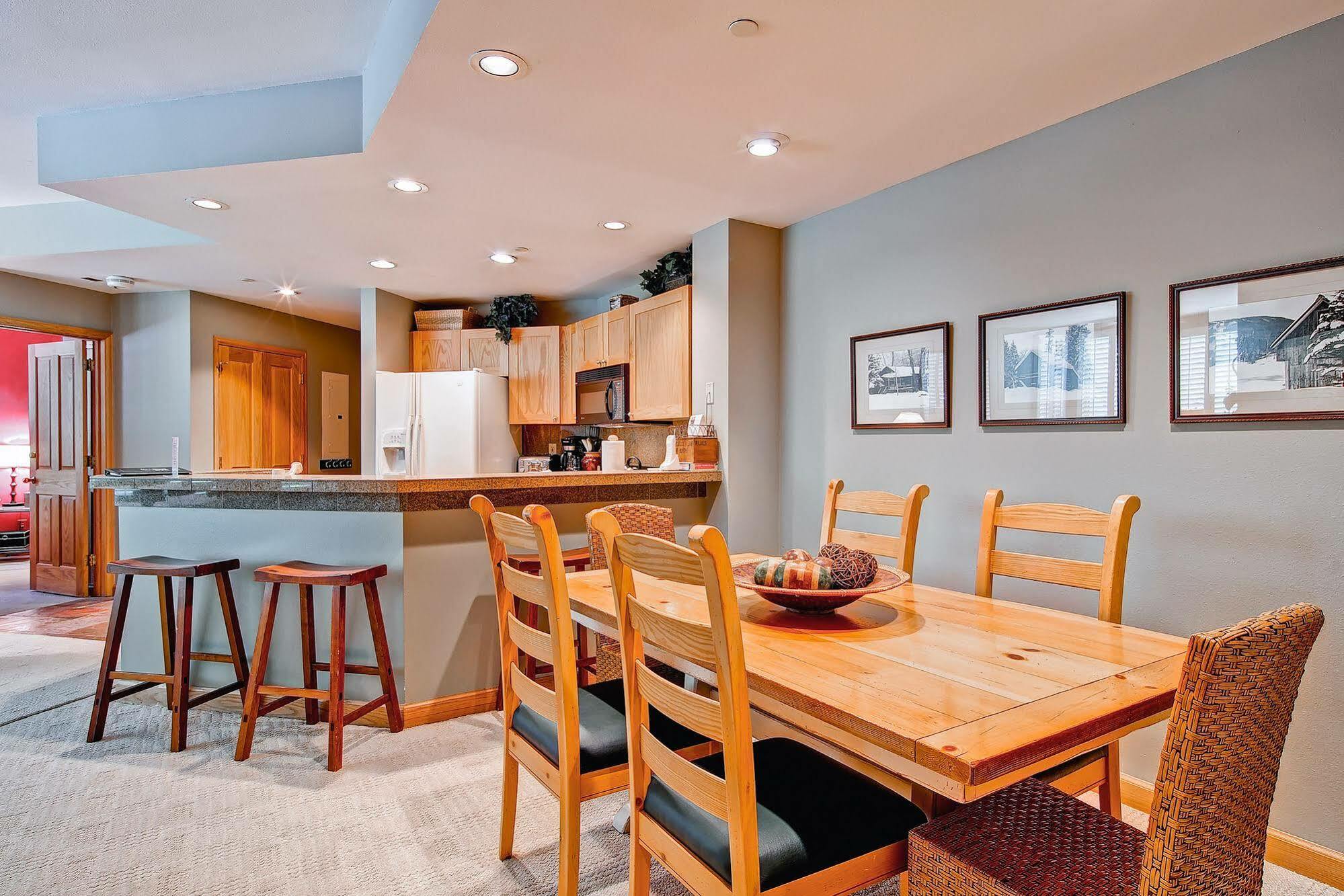 Highlands Area By East West Hospitality Beaver Creek
