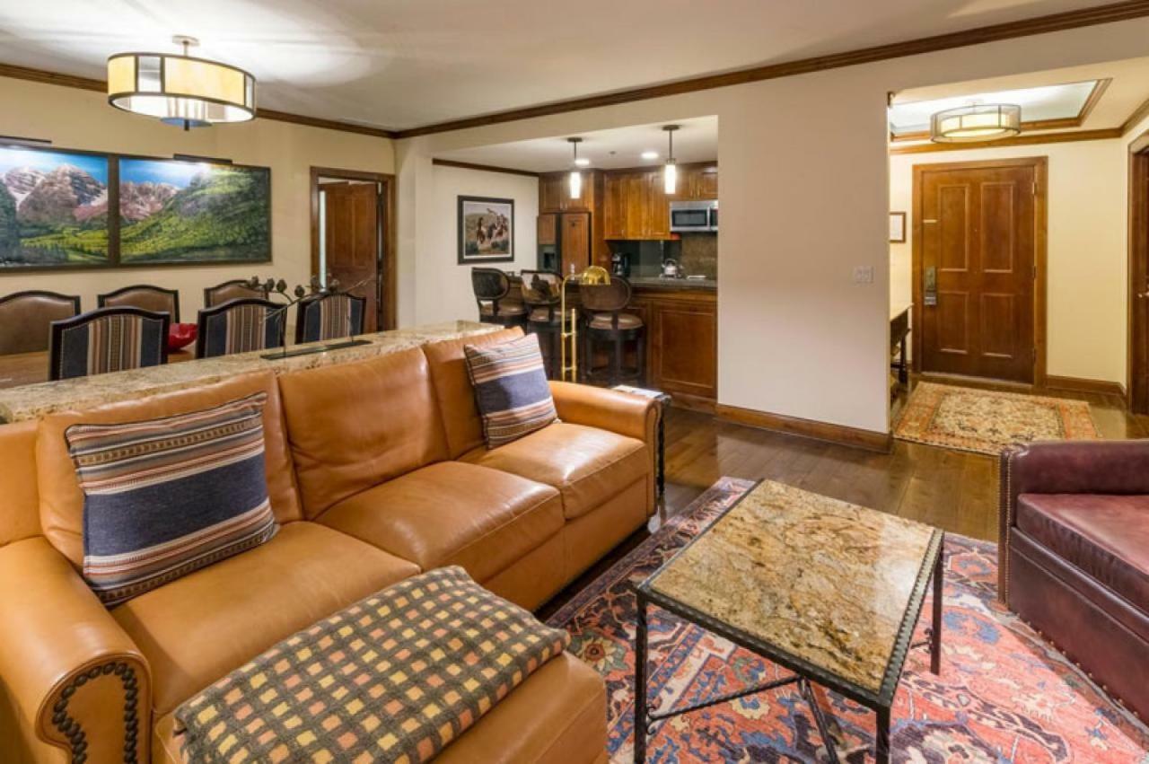 The Ritz-carlton, 2 Bedroom 8409, Mountain/mall View, Ski-in/ski-out In Highlands * Aspen