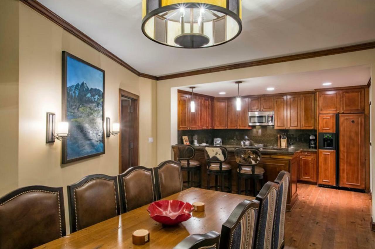 The Ritz-carlton Club, 3 Bedroom Float 3, Ski-in & Ski-out In Highlands Holiday home *