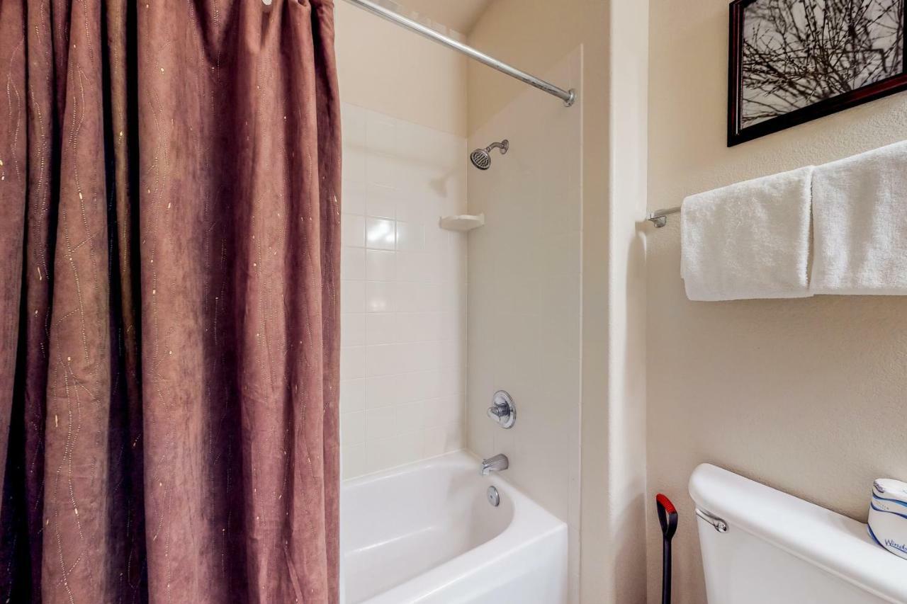 Tarn Landing B7 Apartment