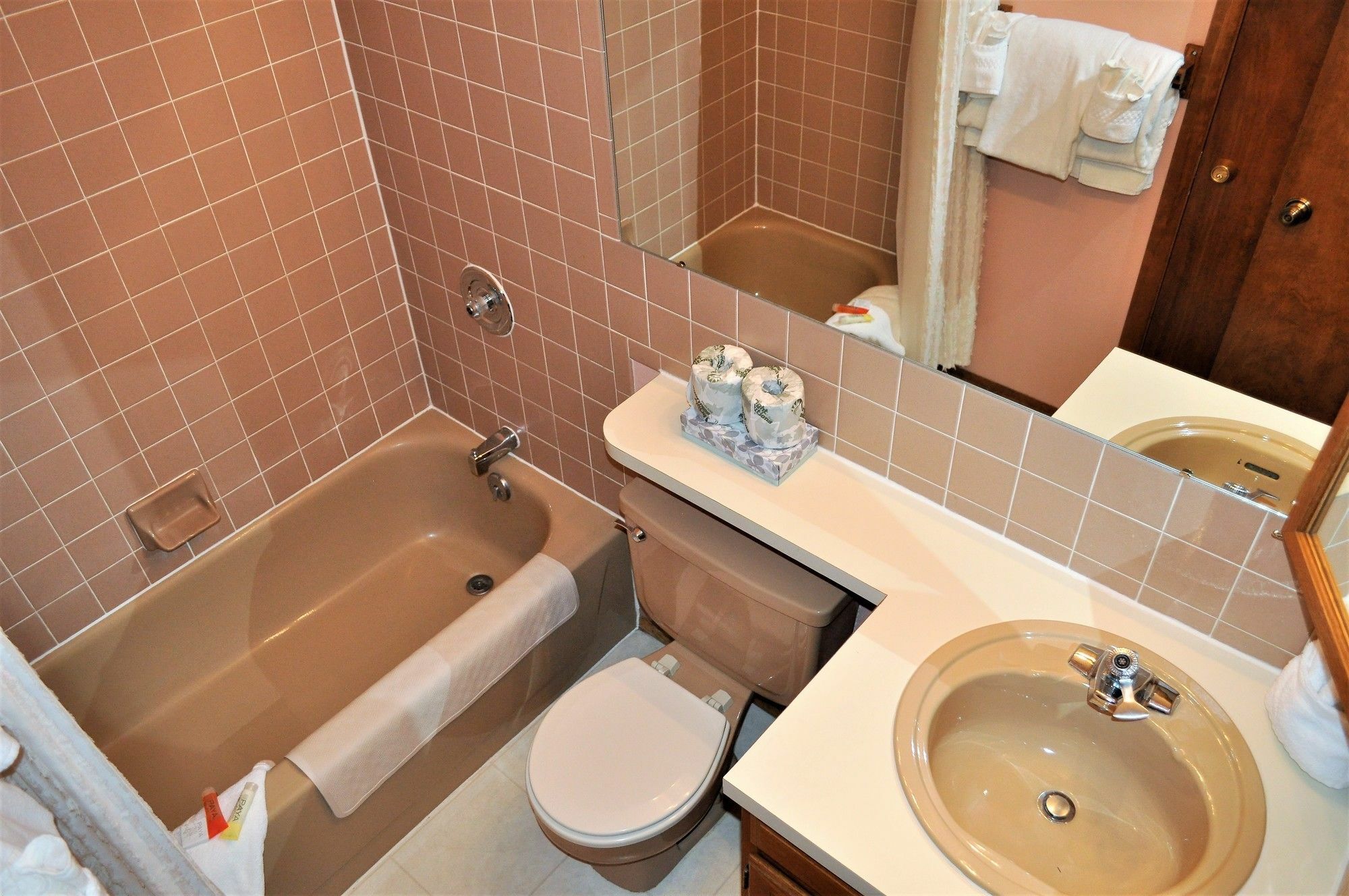 Rocky Mountain Management Hotel 3*