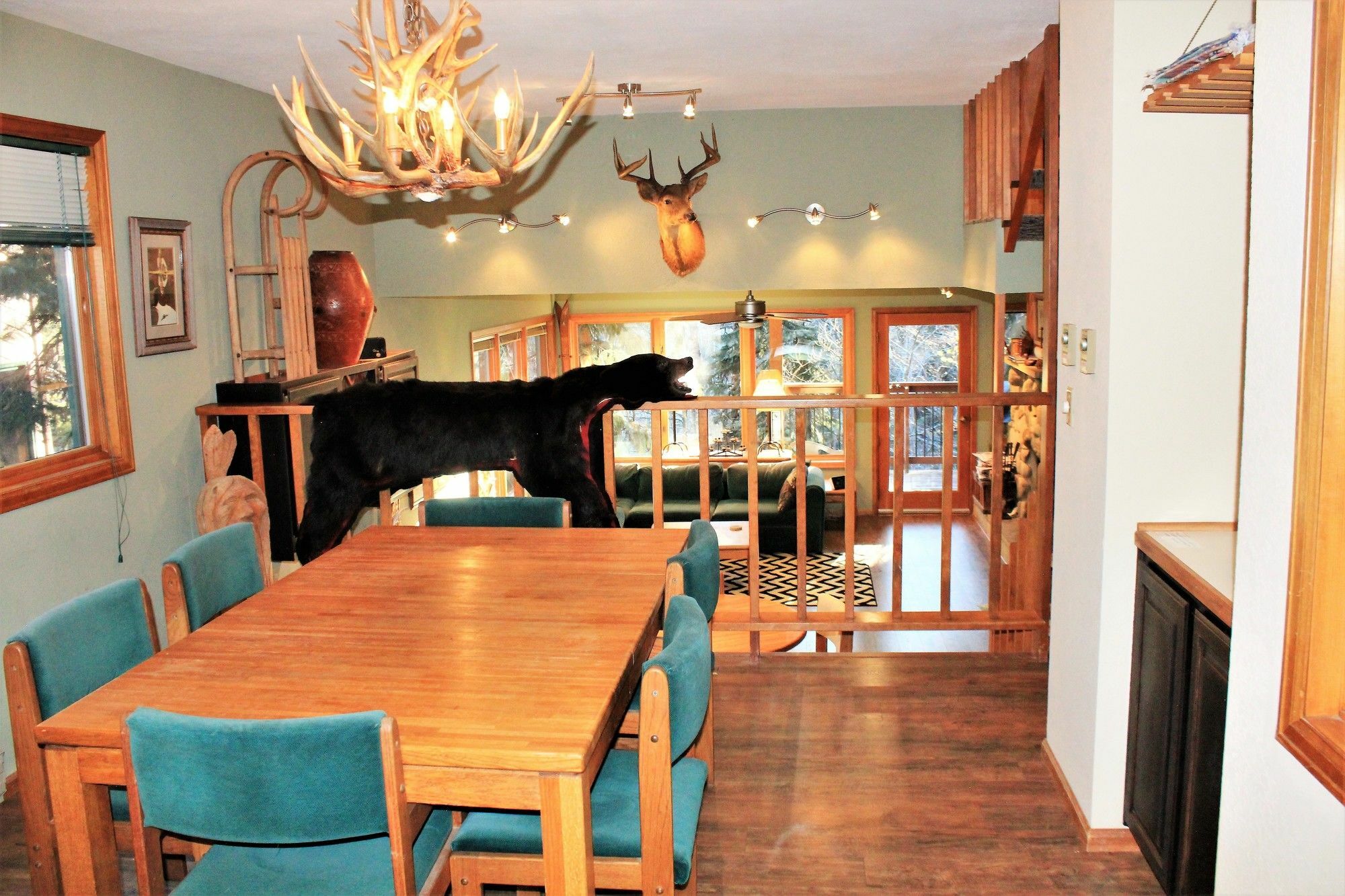 Hotel Rocky Mountain Management 3*