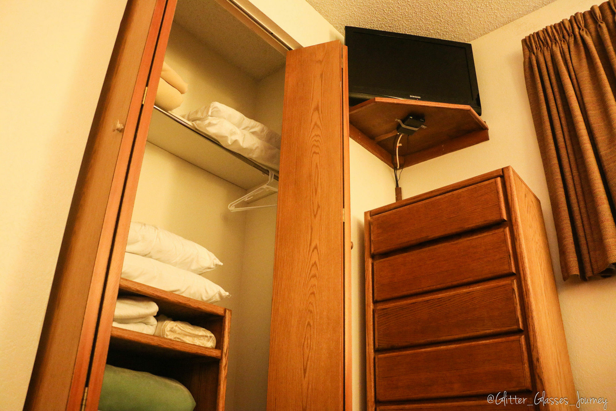 Indian Peaks Hotel 3*