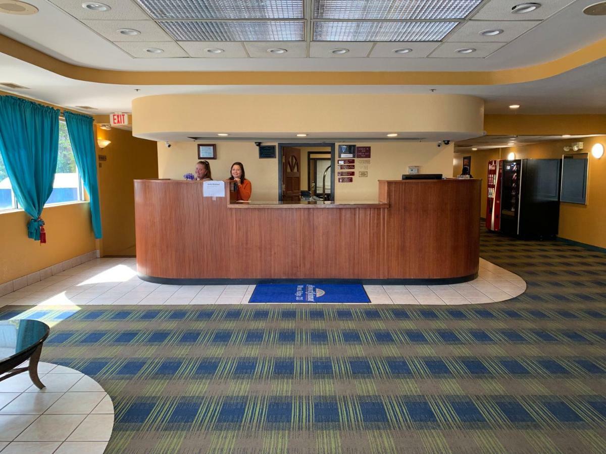 Hotel Howard Johnson By Wyndham Denver West Wheat Ridge