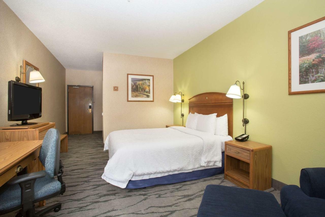 Hotel Baymont By Wyndham Thornton
