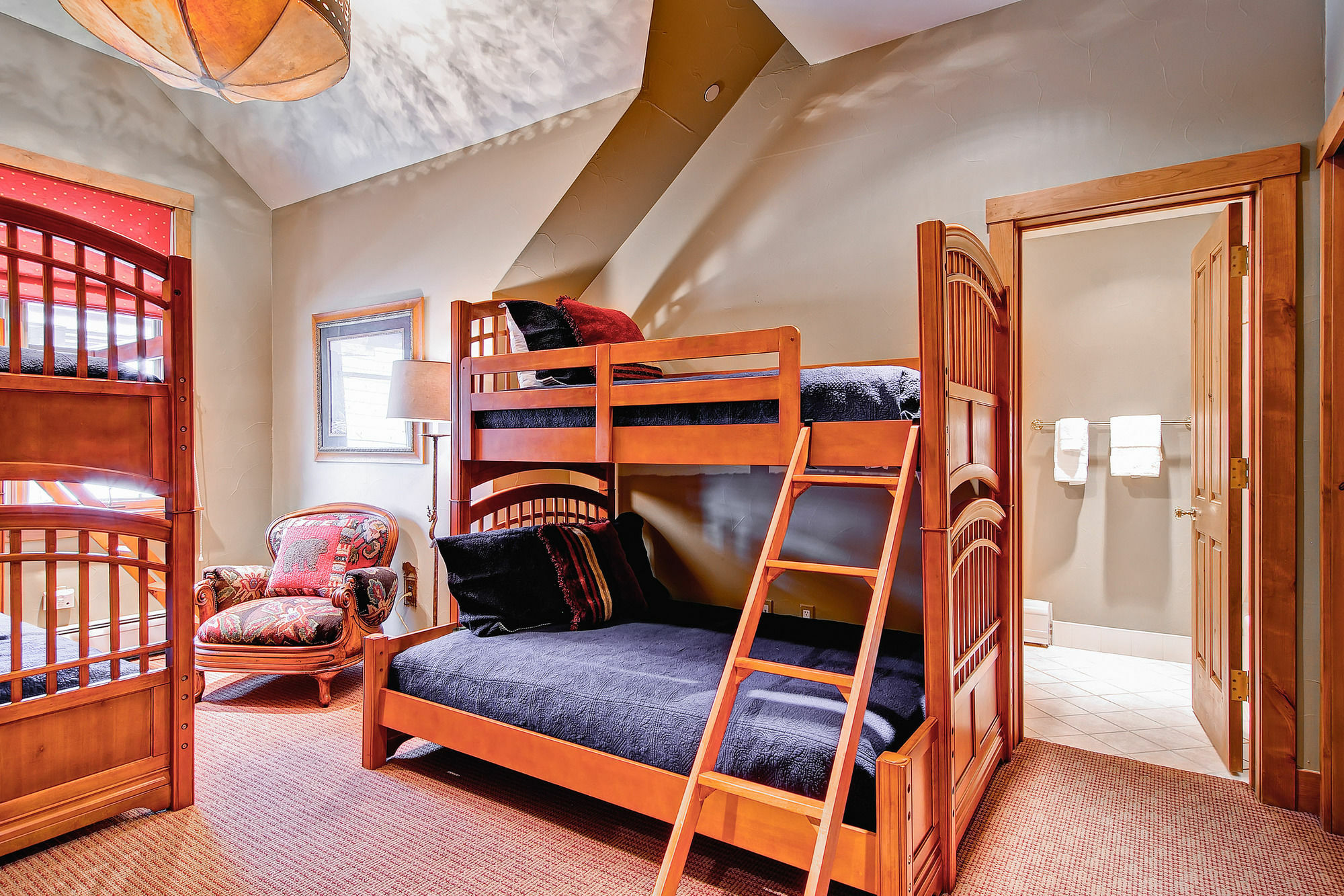 Villa Montane By East West Villa *