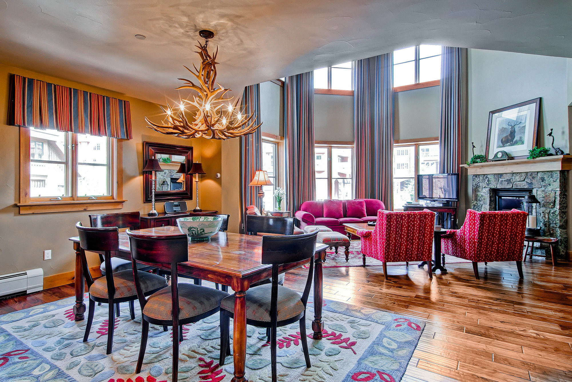 Villa Villa Montane By East West *