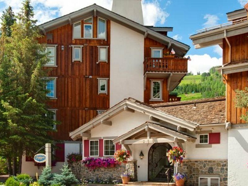 Christiania Resort 3*