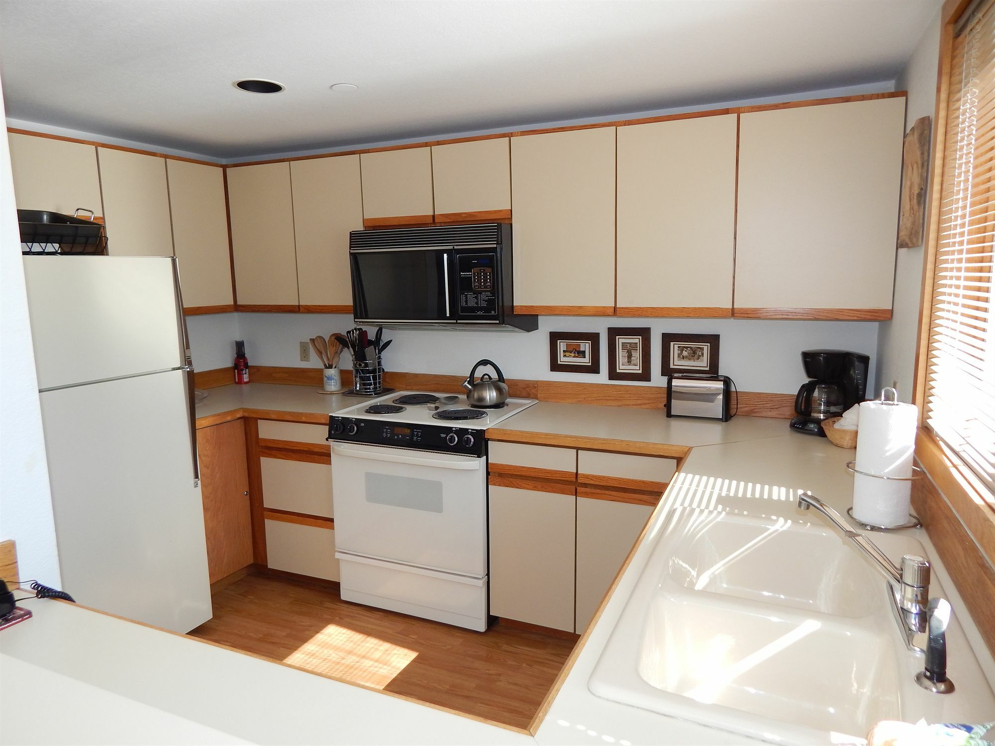 Crestview Place Apartment *