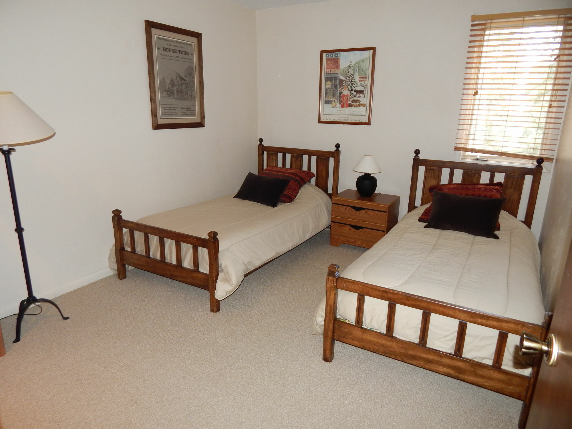 Hideaway Village Hotel