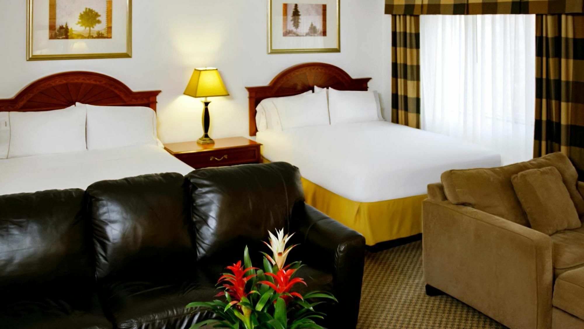 Wingate By Wyndham Vail Valley Hotel 2*