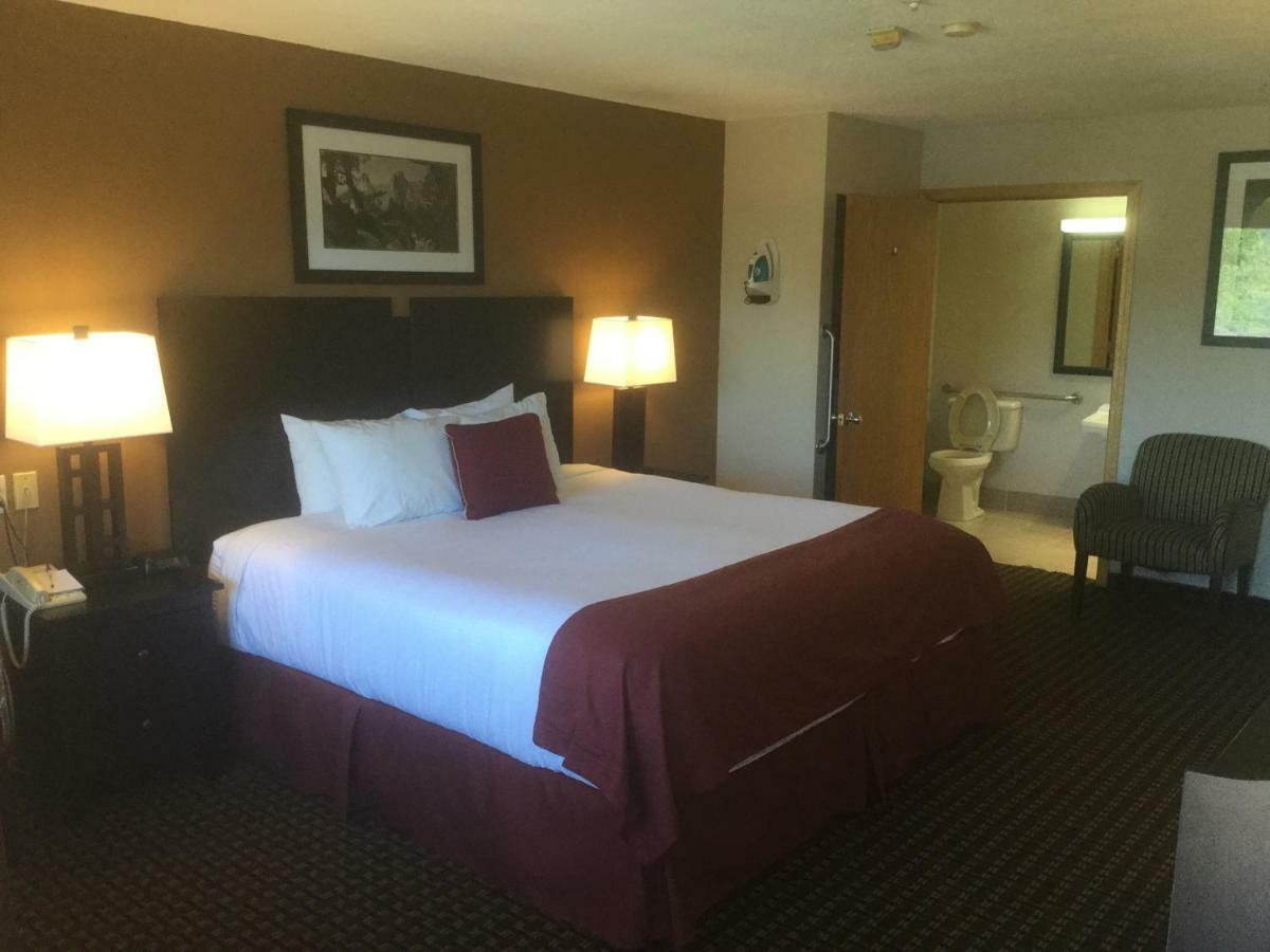 Hotel Baymont By Wyndham 3*