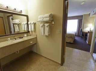 Comfort & On The River 3*