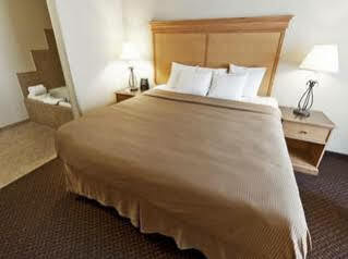 Comfort & On The River 3*