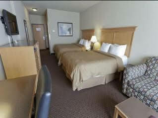 Comfort & On The River Hotel