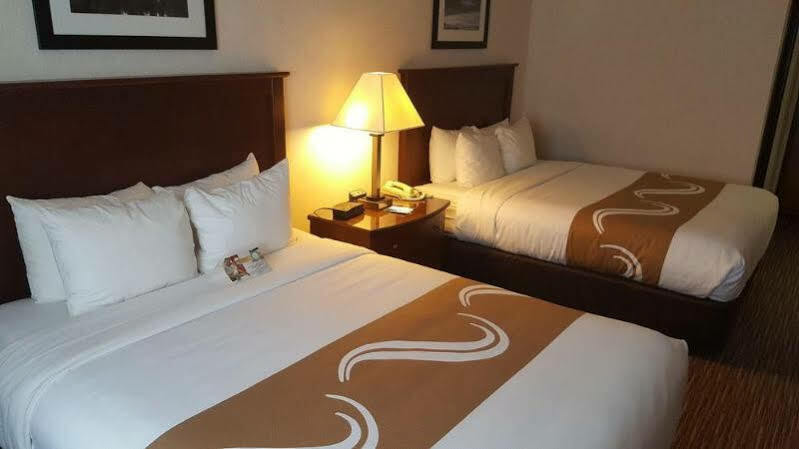 Quality & Hotel 2*