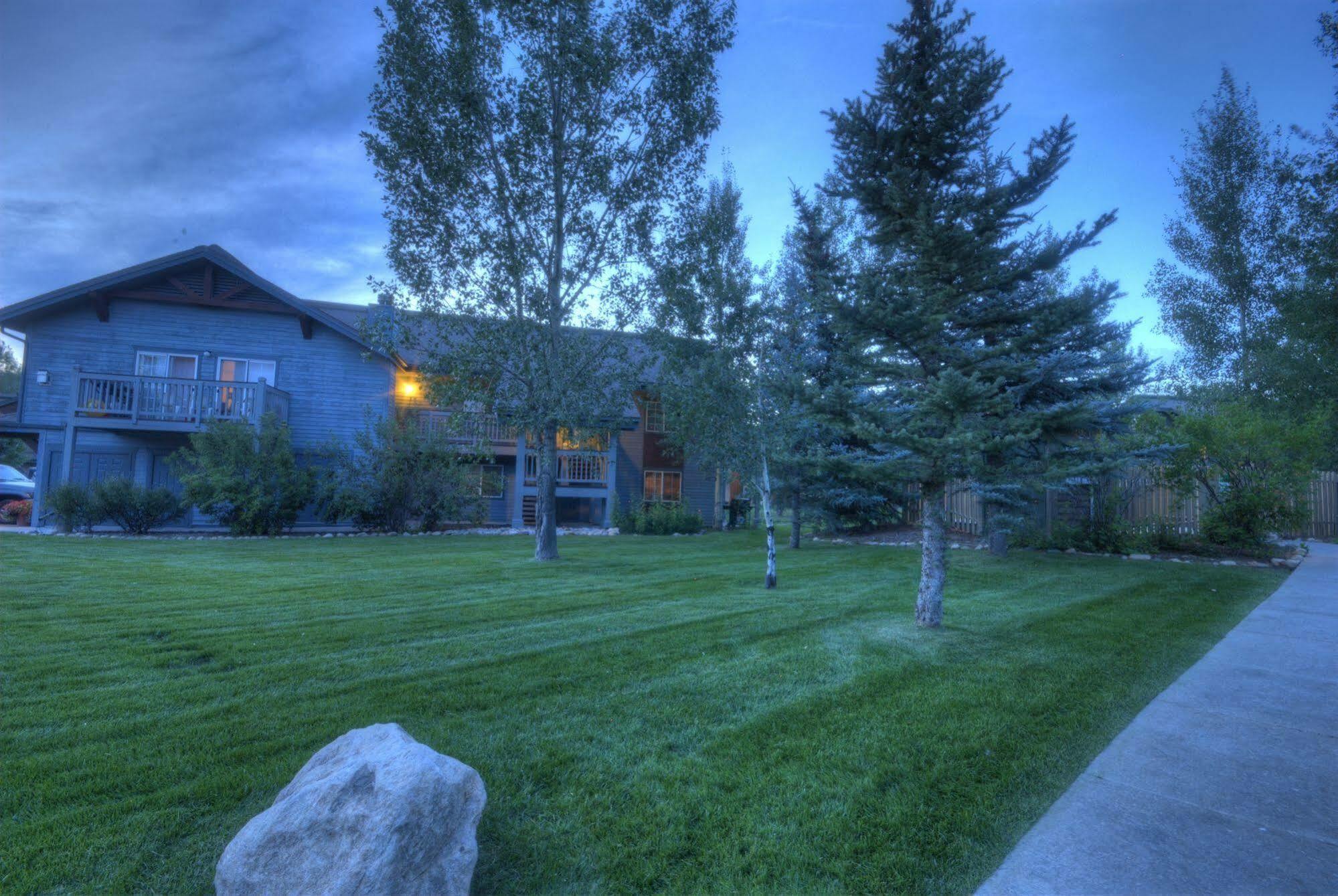 Villas At Walton Creek