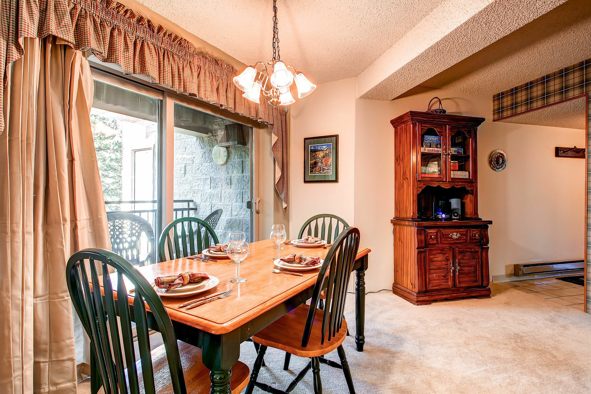 Resort Powderhorn By Country