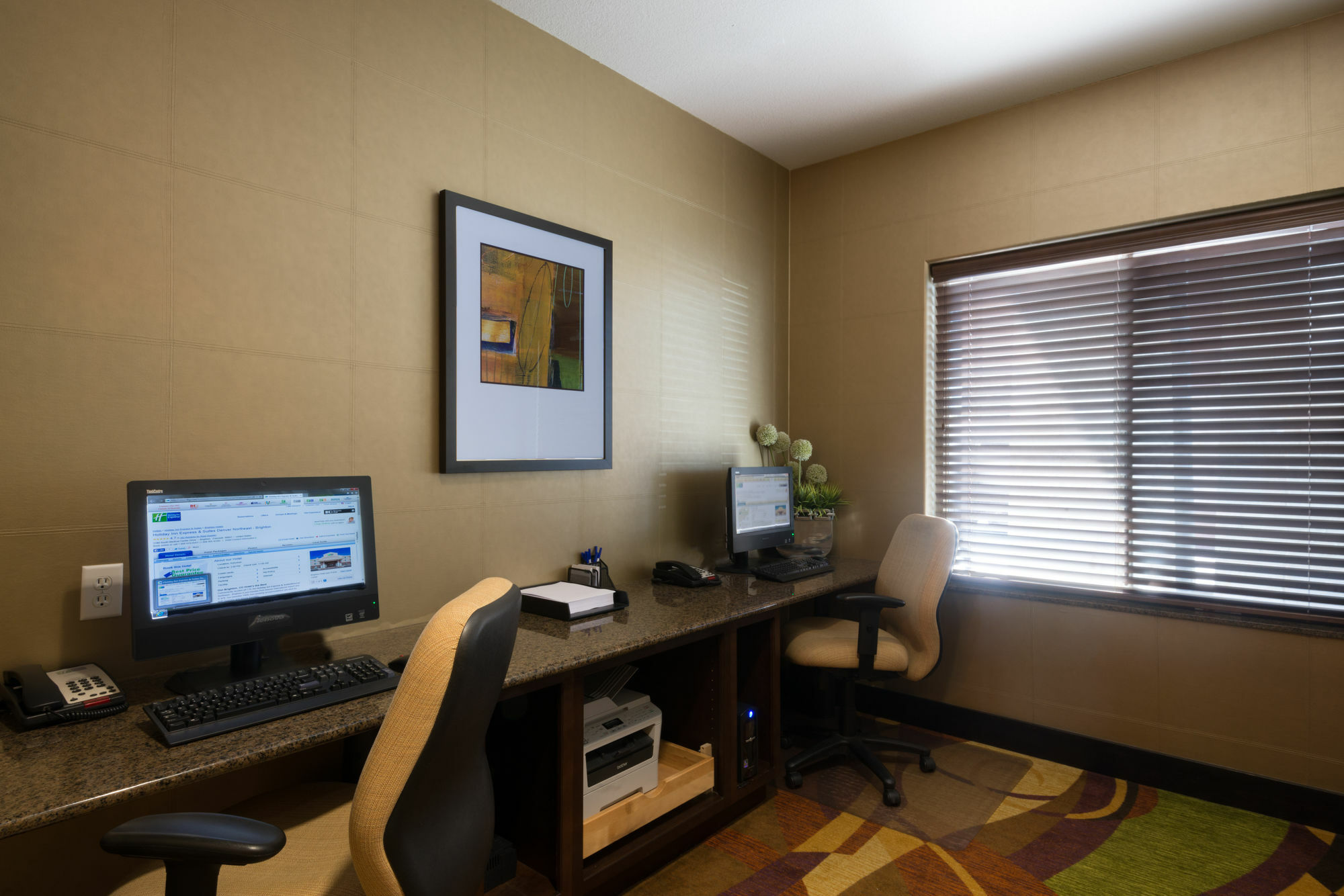 Hotel Comfort & Denver Ne Medical Center Brighton
