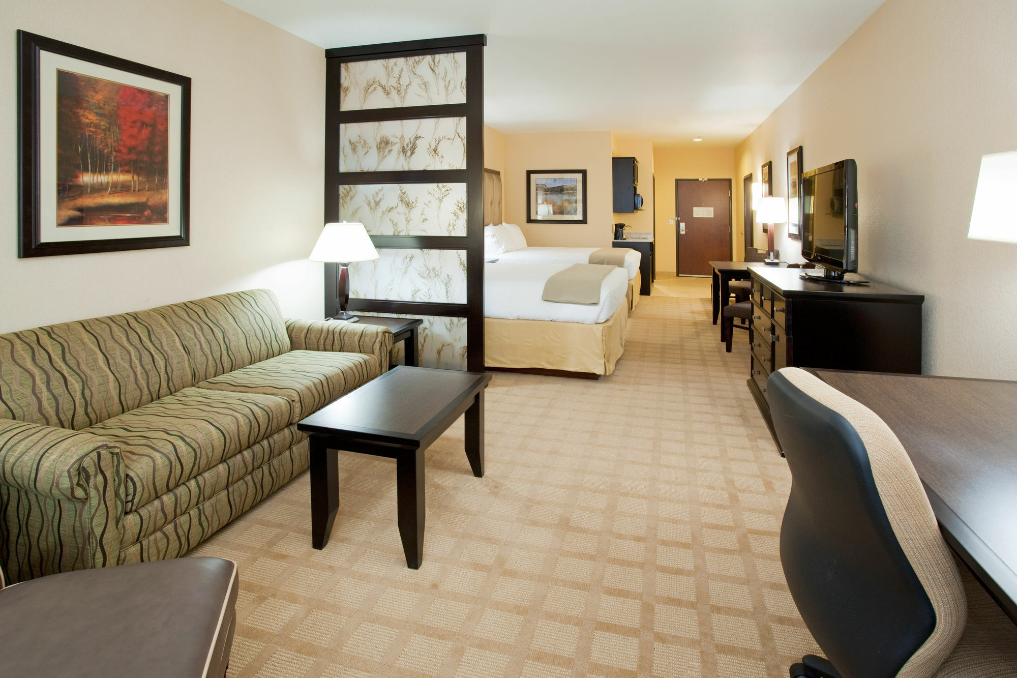 Hotel Comfort & Denver Ne Medical Center Brighton
