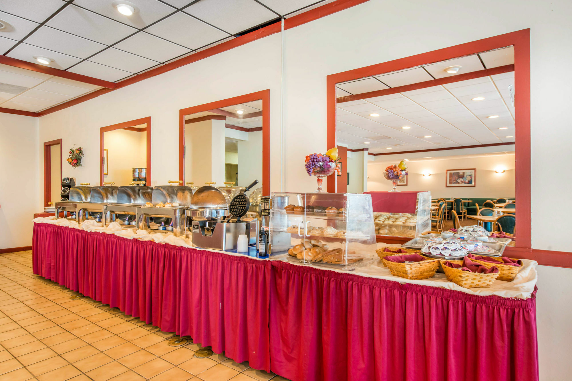 Clarion And Events Center North Inn 3*