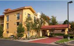 La Quinta By Wyndham Denver Hotel