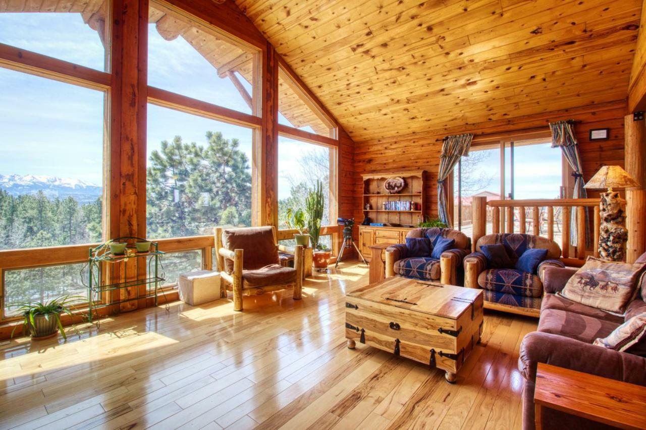 Mills Ranch * Woodland Park