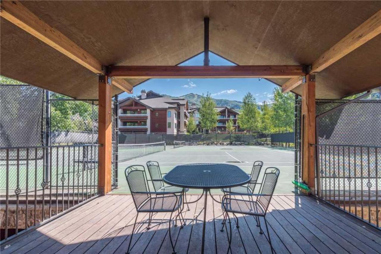 3101 Champagne Lodge, Trappeur's Crossing
