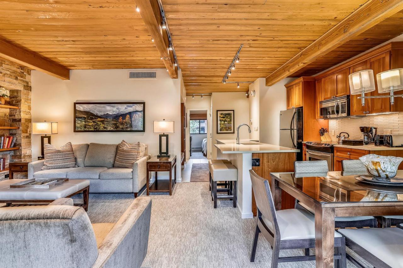 Square Condominium Hotel Aspen