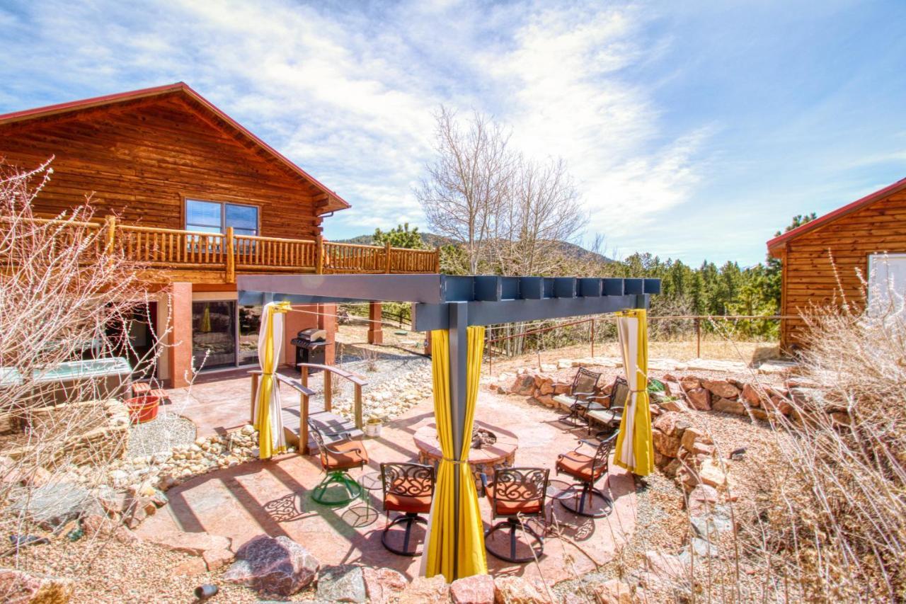 Mills Ranch * Woodland Park