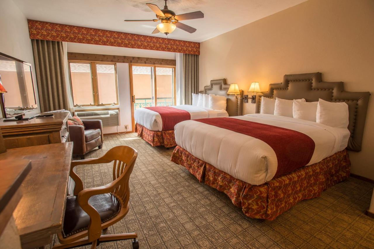 Table Mountain Hotel 3*