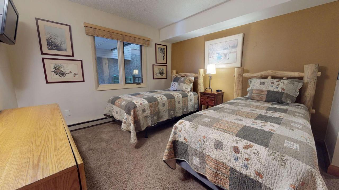 Vantage Point - Coraltree Collection Vail