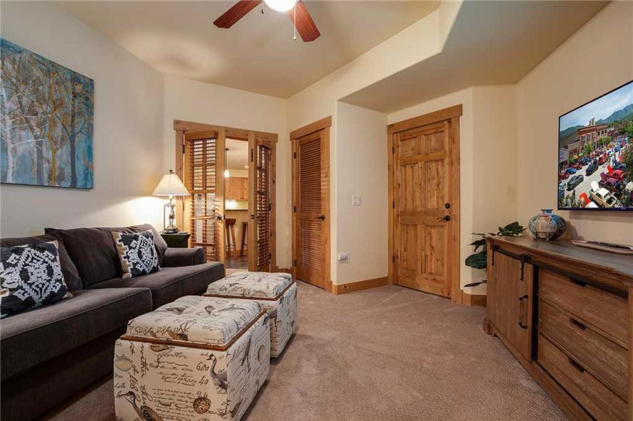 4103 Aspen Lodge, Trappeur's Crossing