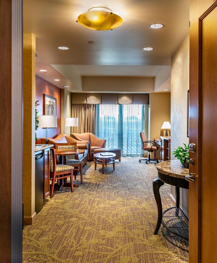 Sky Ute Casino Resort 3*