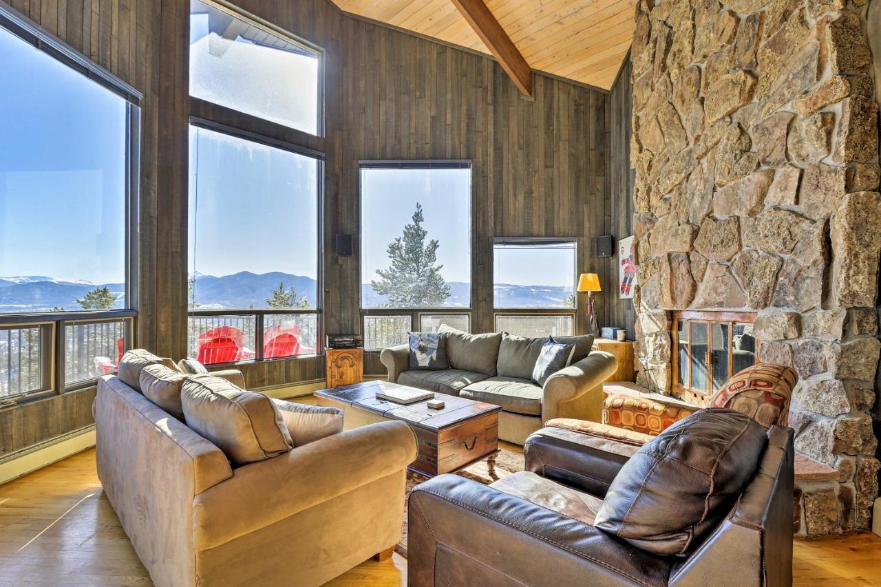 Panoramic Mountain-view Retreat With Hot Tub And Deck! Holiday home *