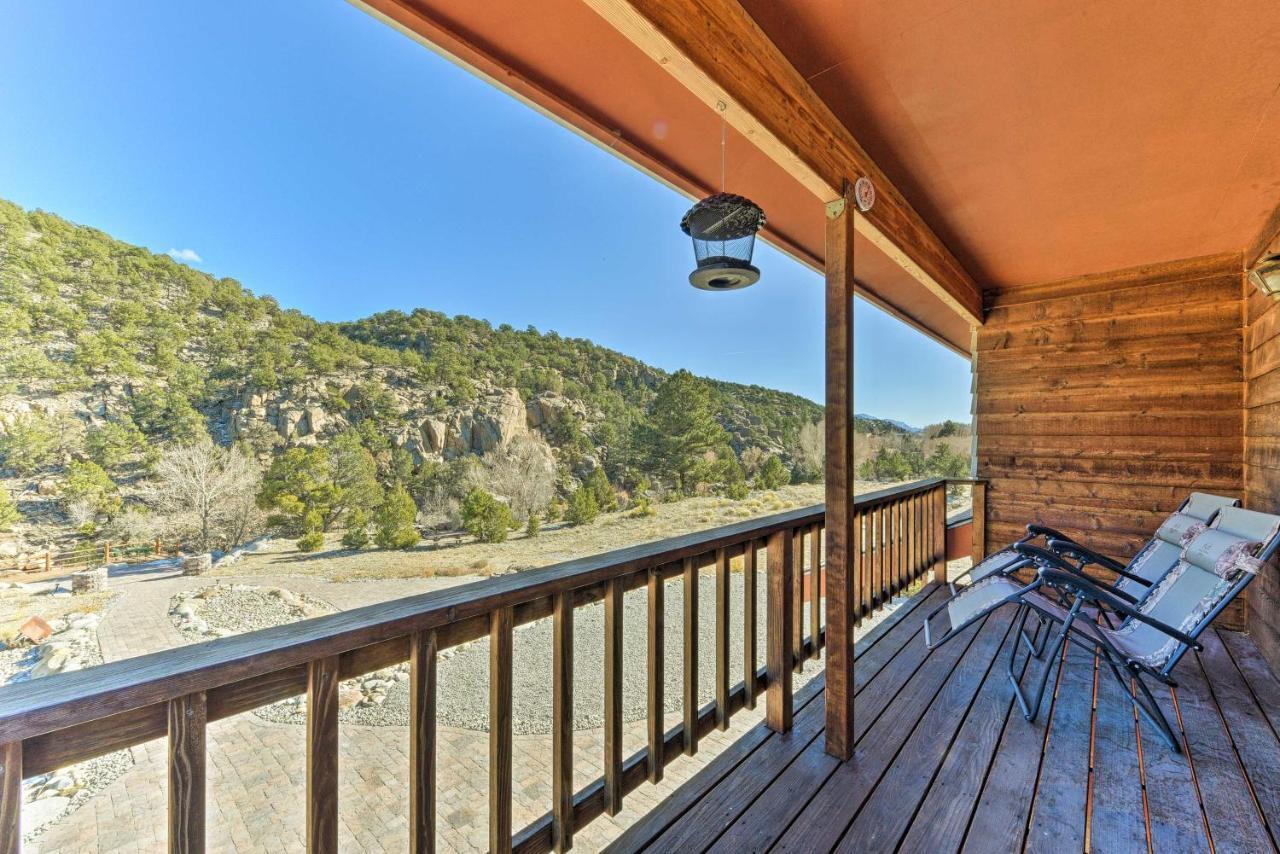 On River About 1 Mi To Downtown! Holiday home