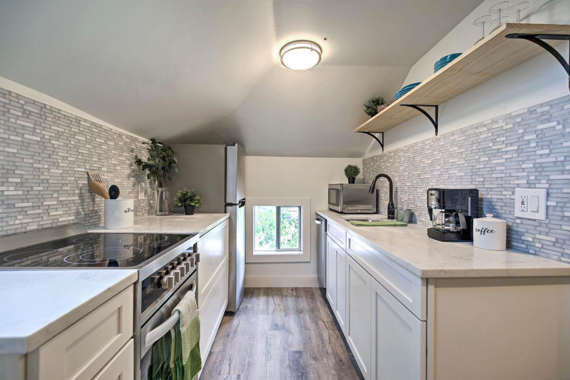 Apartment Dtwn Less Than 9 Mi To Red Rocks Amphitheater!
