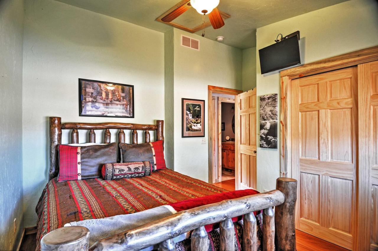 Escape With Deck, Hot Tub And Grill! Apartment