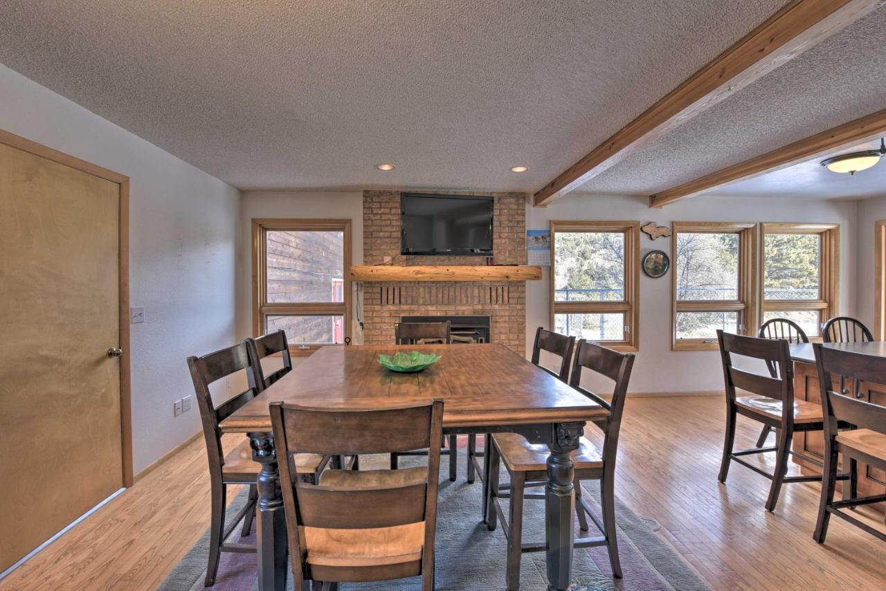 Holiday home On River About 1 Mi To Downtown!