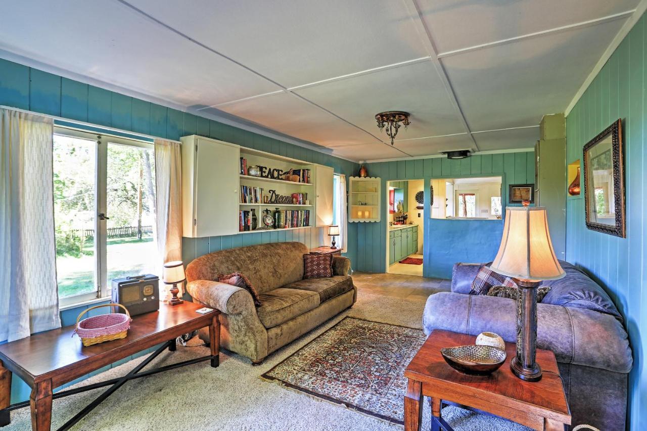 Holiday home Quiet With Beautiful Yard And Gazebo