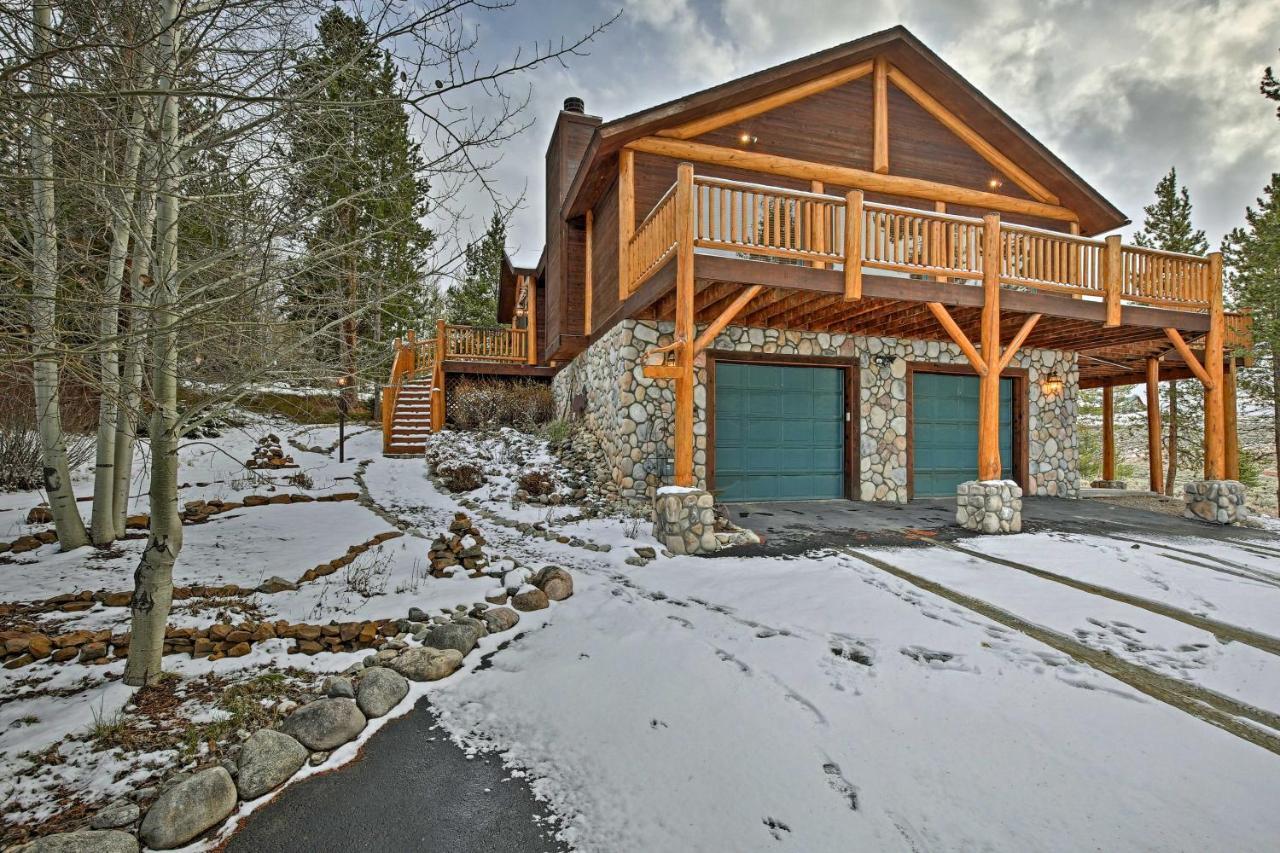 With Deck And Views 2 Mi To Skiing Holiday home