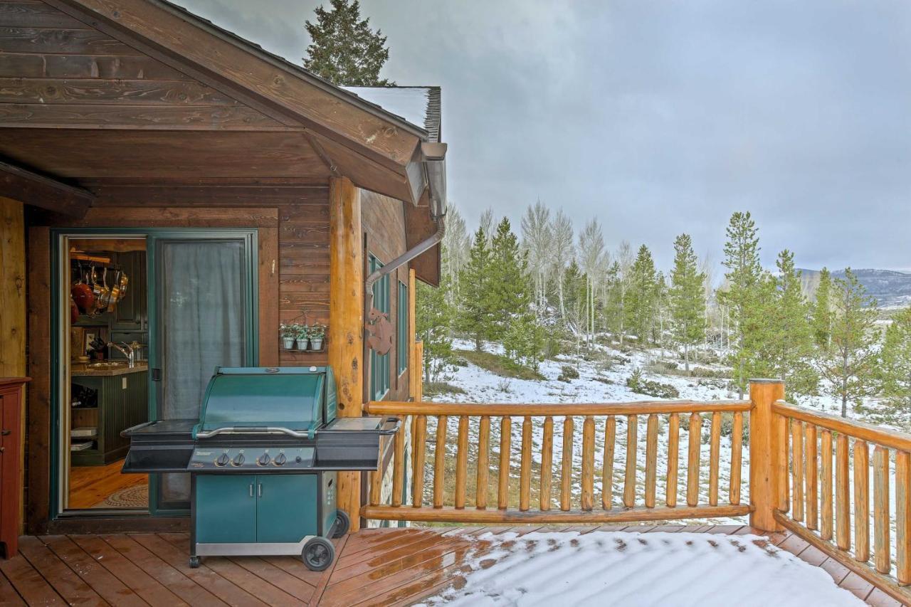 With Deck And Views 2 Mi To Skiing Holiday home Granby