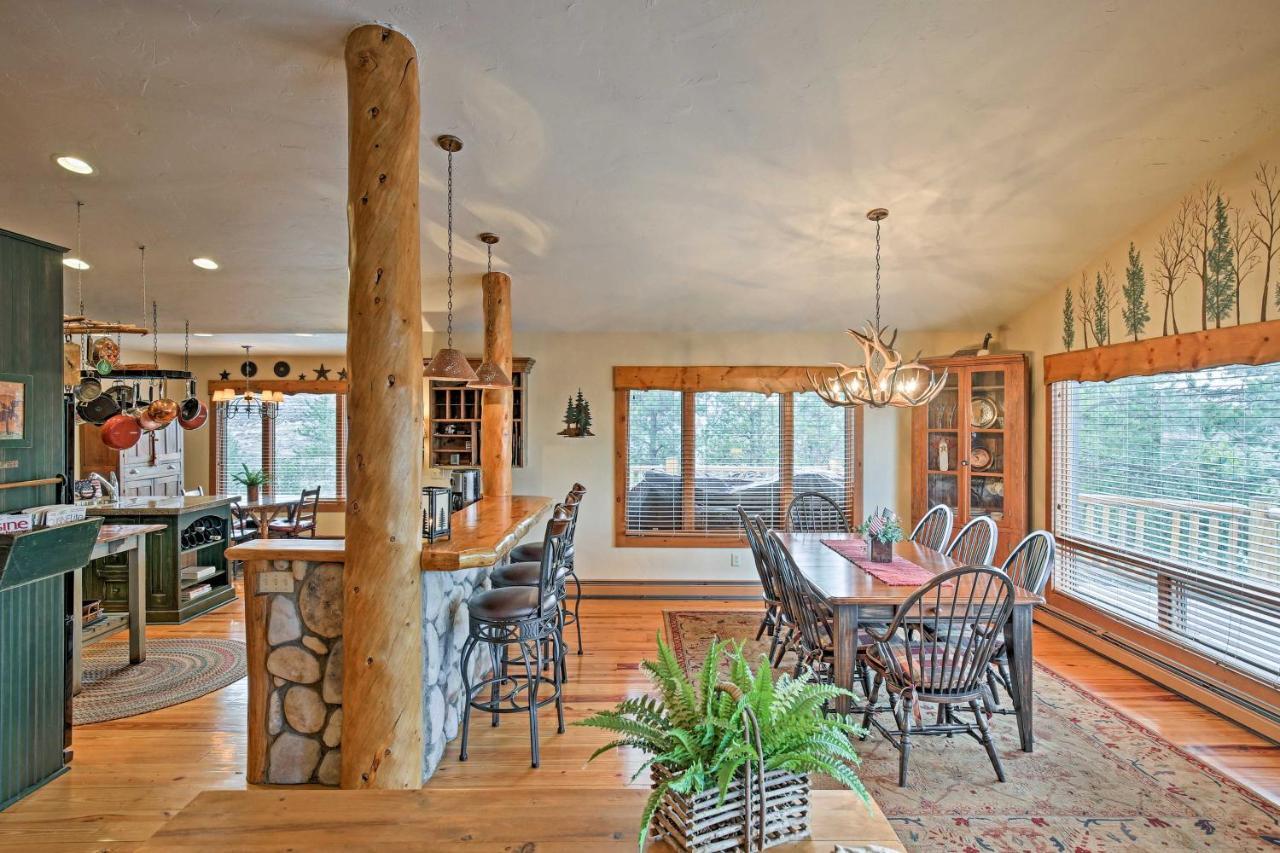 With Deck And Views 2 Mi To Skiing Holiday home Granby